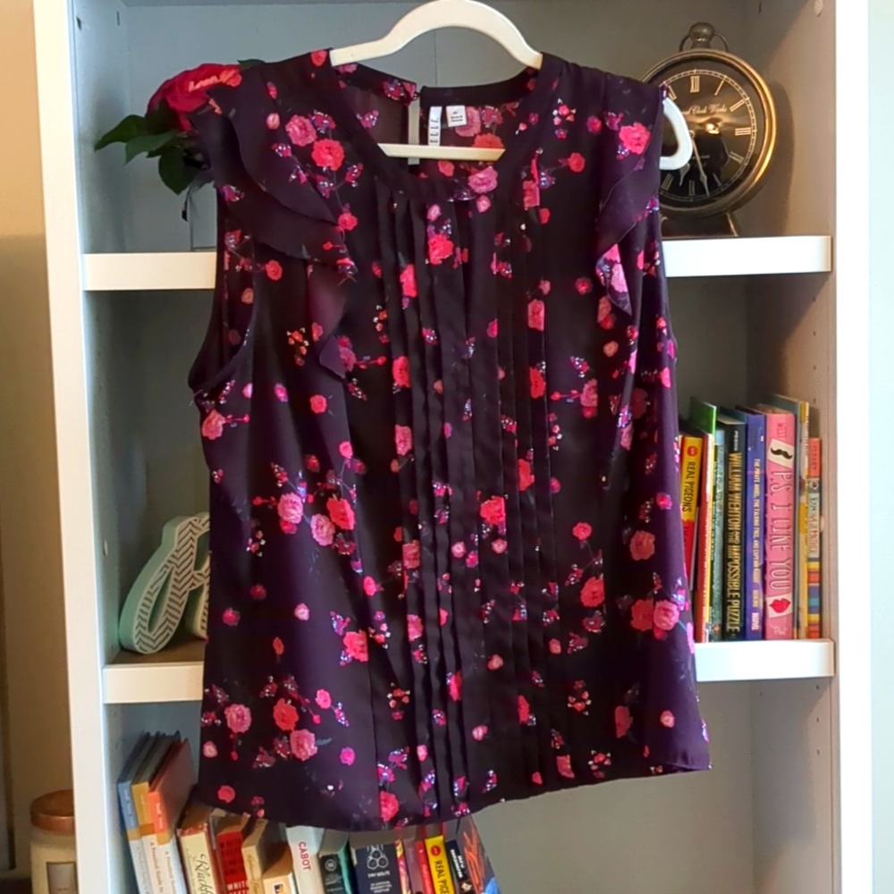 Red flowers Blouse